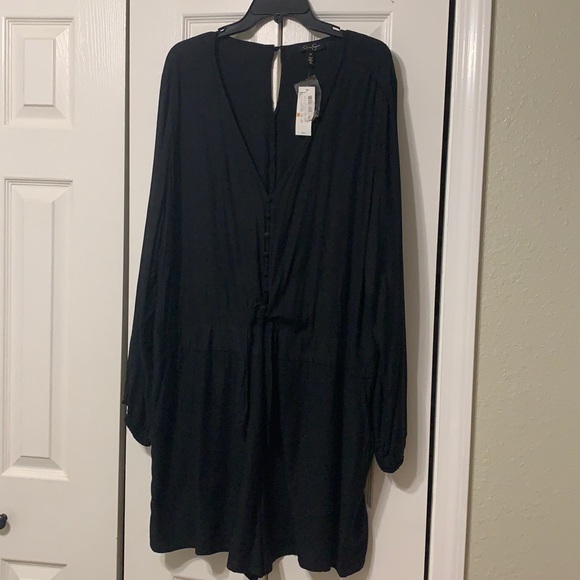 Jessica Simpson Pants - Jessica Simpson black romper